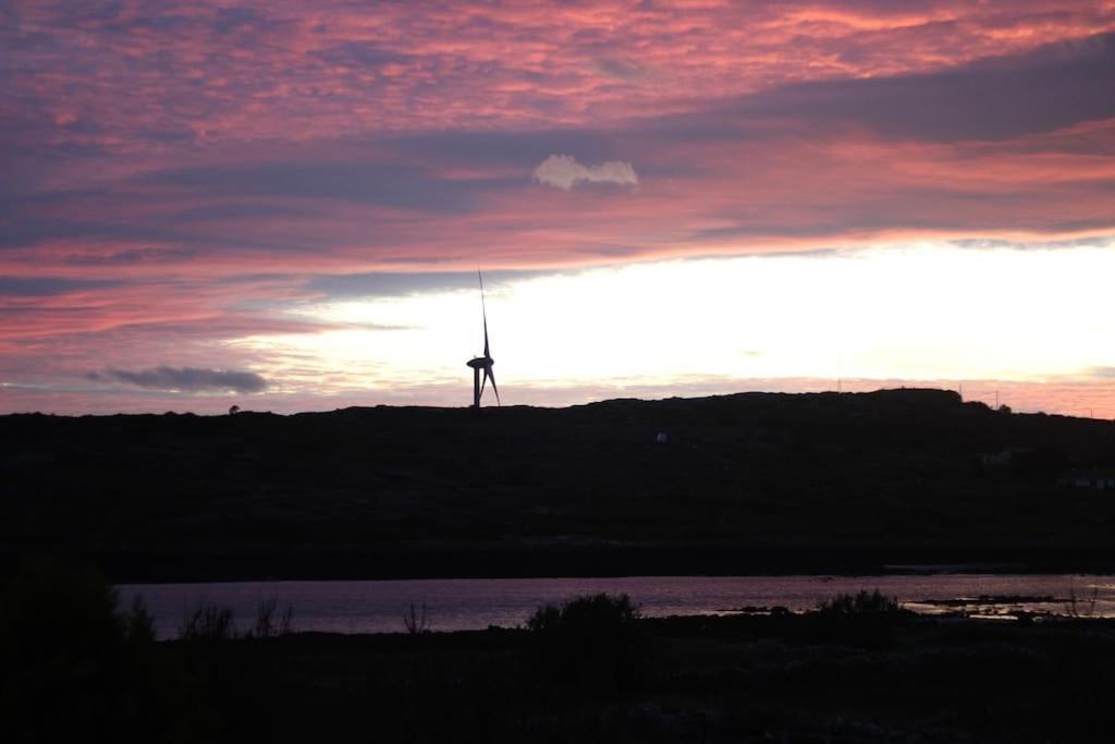 Appartamento Curlews Rest - Gateway To The Aran Islands Galway Esterno foto